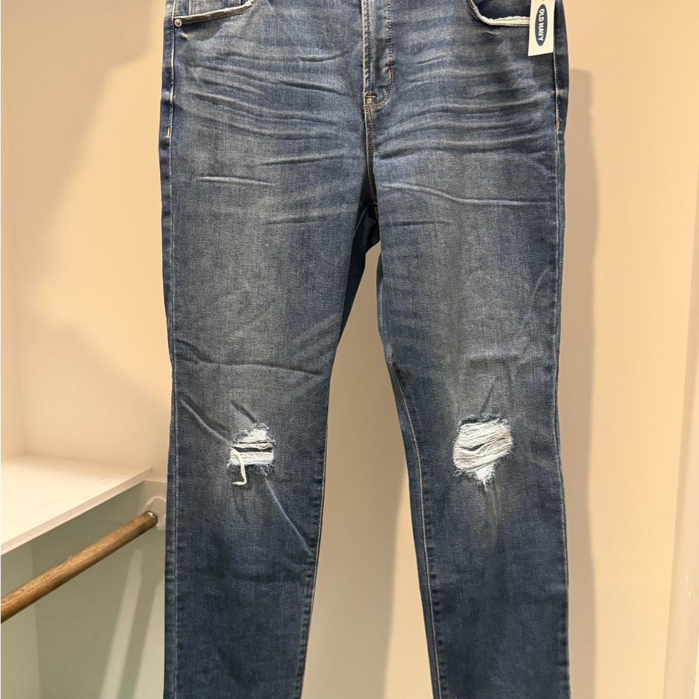 Women's Distressed Mid-Blue Jean. Old Navy. Slim straight. 14W. NWT